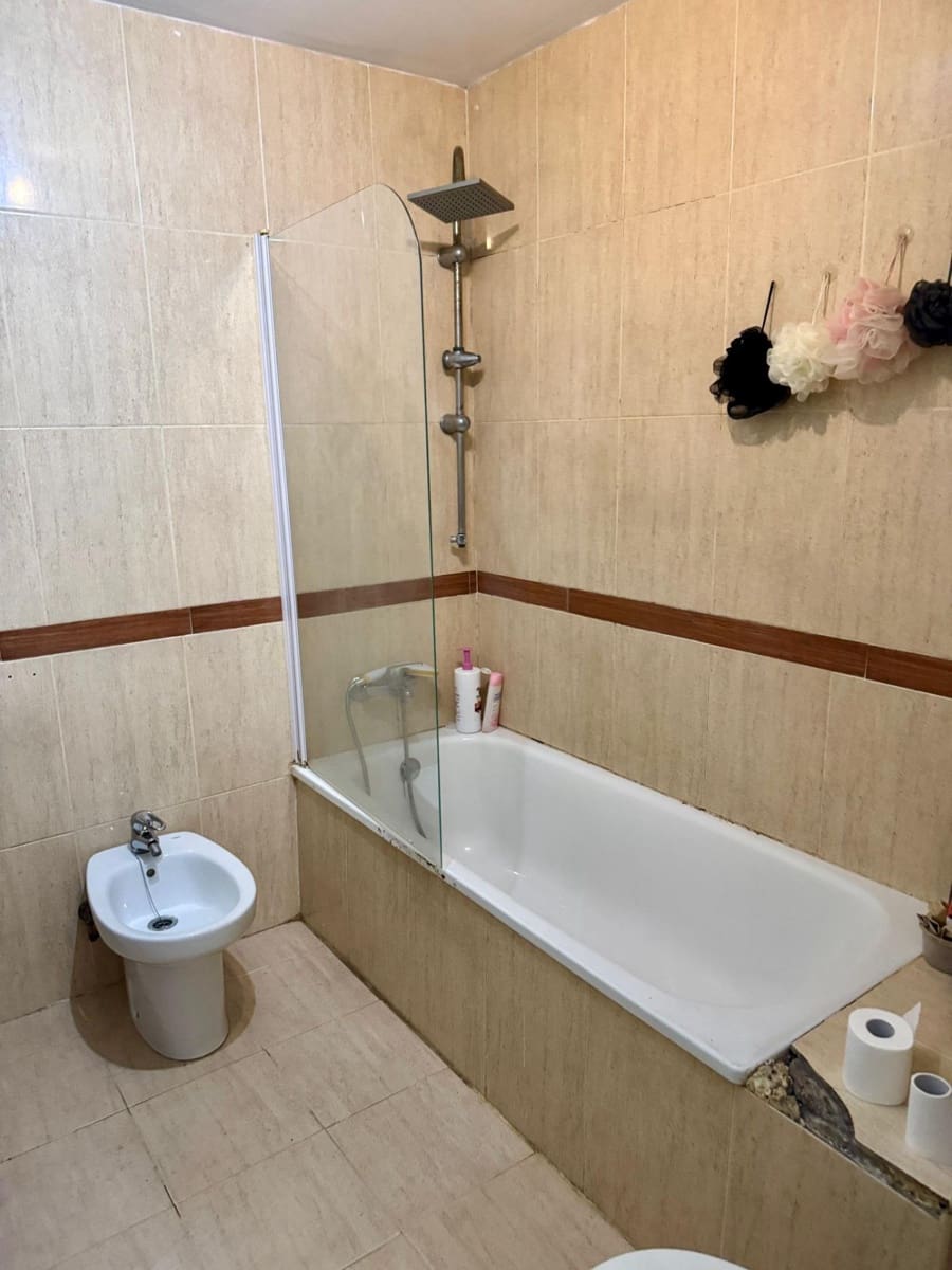 Apartamento de 2 habitaciones en Fuengirola en venta con piscina - 249.000 € (Ref: 9435101)