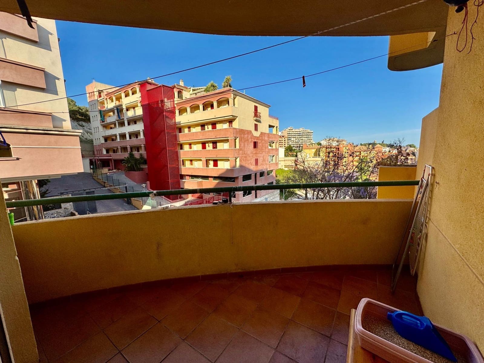 Apartamento de 2 habitaciones en Fuengirola en venta con piscina - 249.000 € (Ref: 9435101)