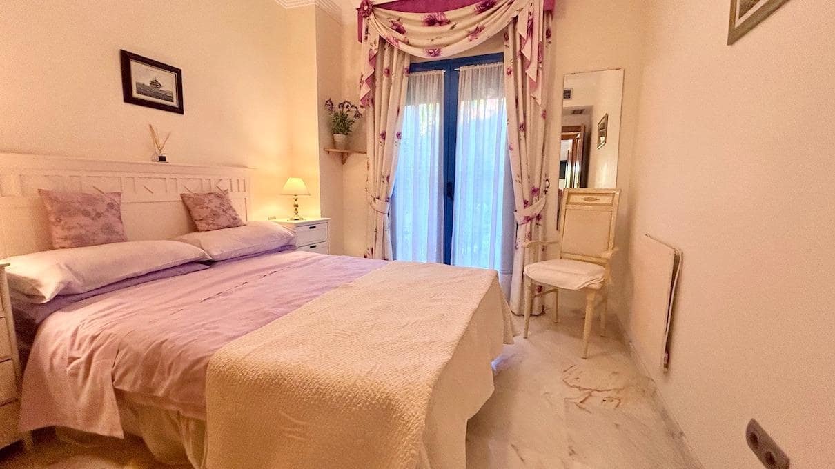 3 soveværelse Lejlighed til salg i Torrequebrada med swimmingpool - € 415.000 (Ref: 9435102)