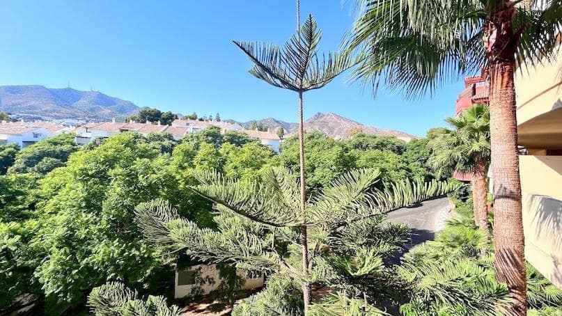 3 soveværelse Lejlighed til salg i Torrequebrada med swimmingpool - € 415.000 (Ref: 9435102)