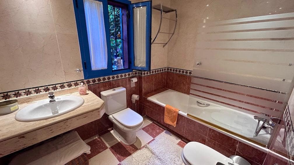 3 soveværelse Lejlighed til salg i Torrequebrada med swimmingpool - € 415.000 (Ref: 9435102)