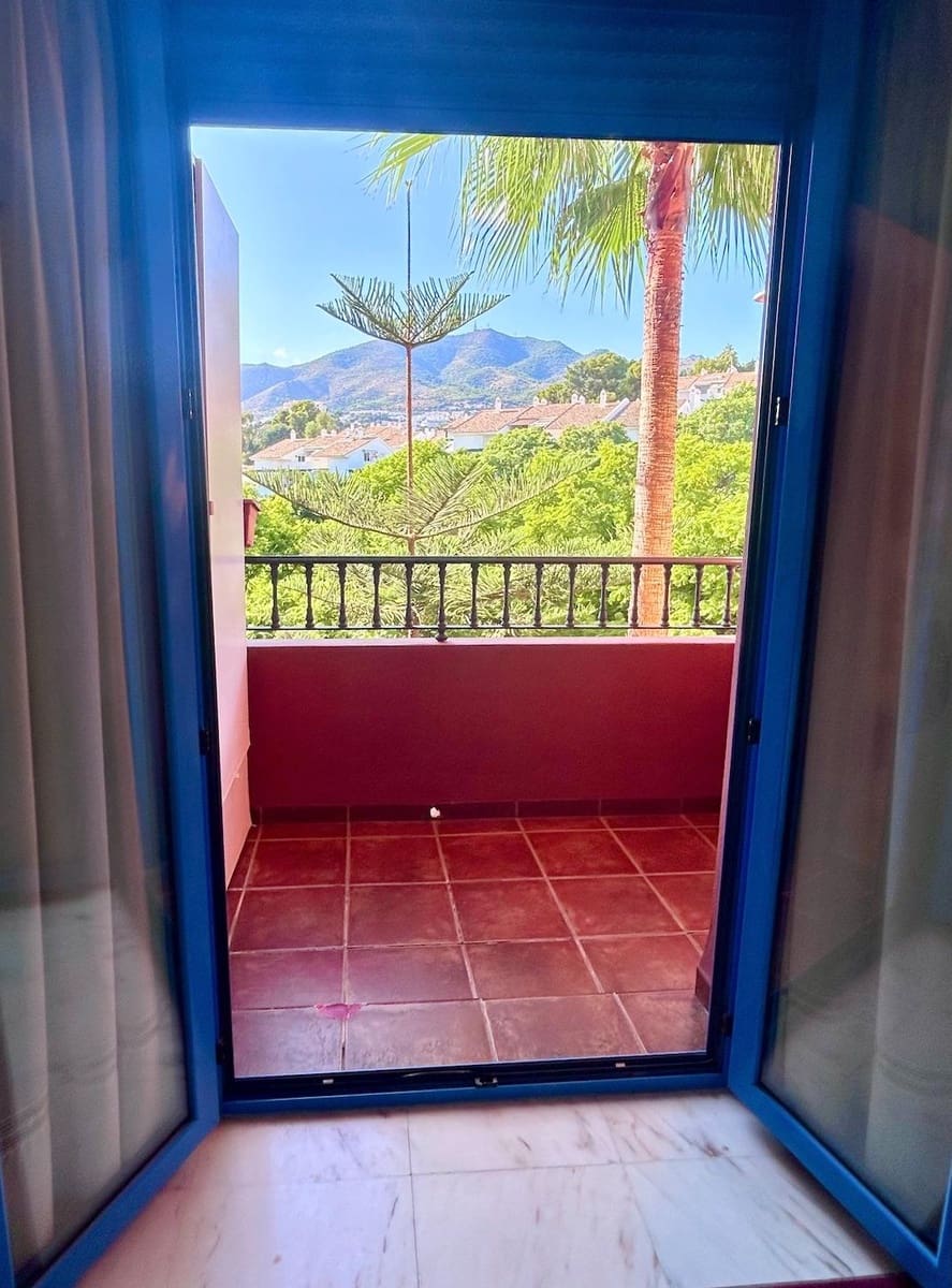 3 soveværelse Lejlighed til salg i Torrequebrada med swimmingpool - € 415.000 (Ref: 9435102)