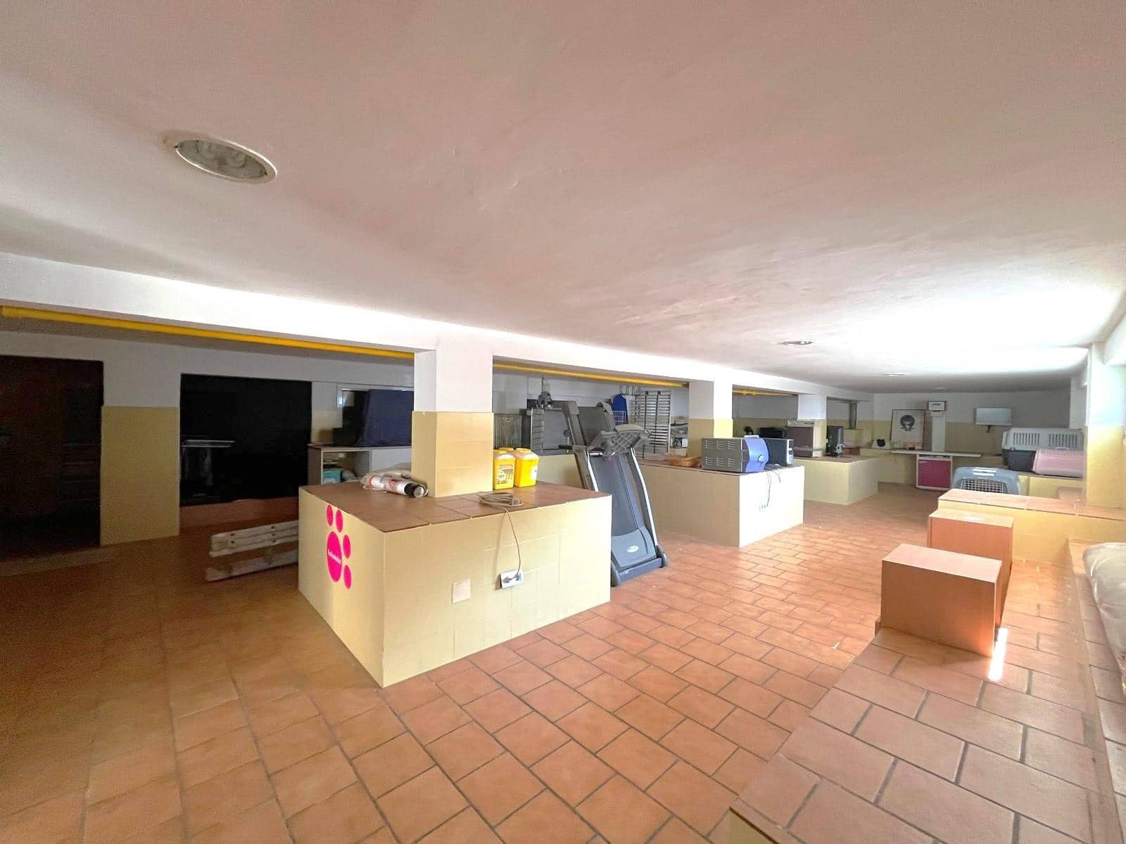 1 slaapkamer Commercieel te koop in Benalmadena - € 350.000 (Ref: 9435103)