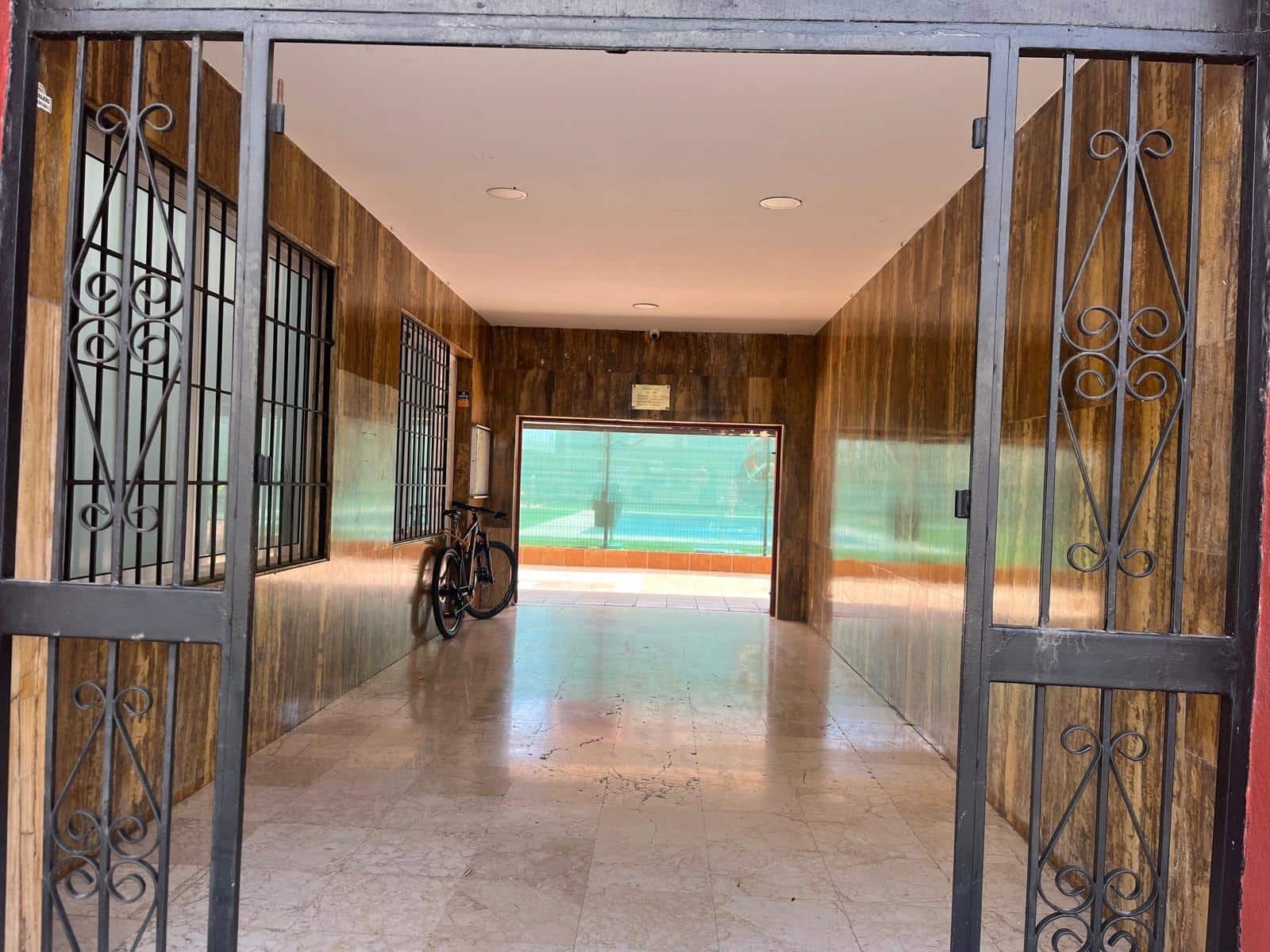 4 bedroom Apartment for sale in Torremolinos - € 330,000 (Ref: 9435105)