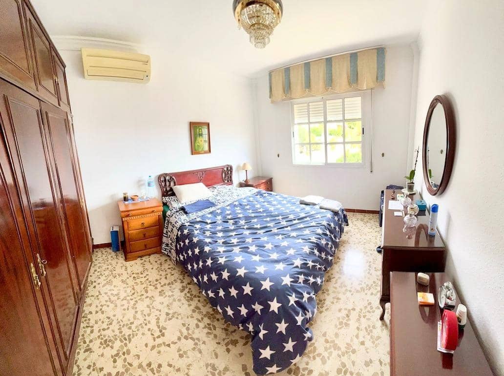 5 soverom Villa til salgs i Benalmadena med svømmebasseng garasje - € 649 000 (Ref: 9435107)