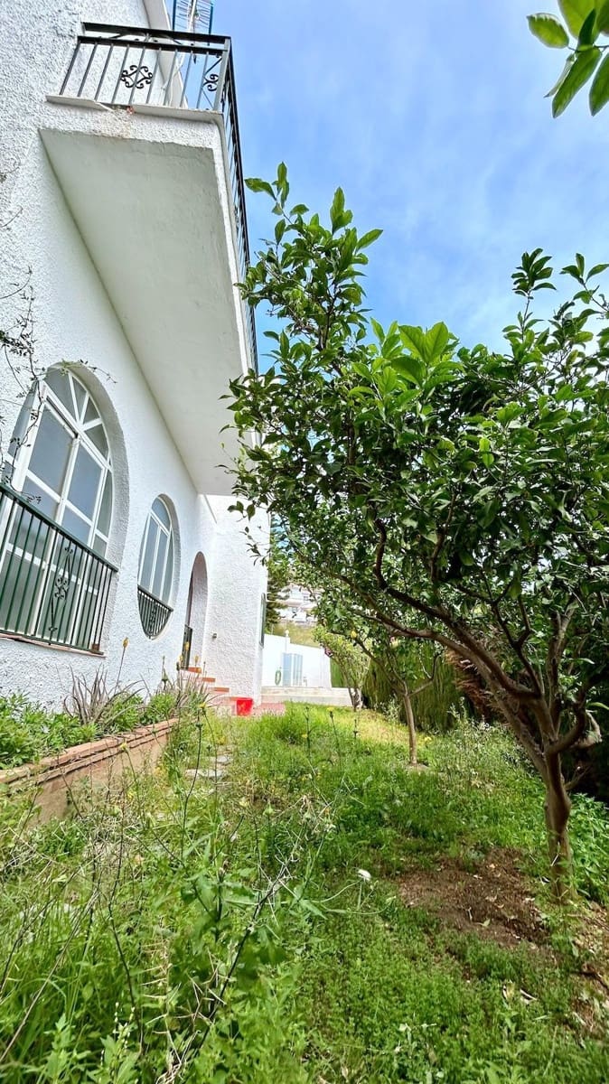 5 soverom Villa til salgs i Benalmadena med svømmebasseng garasje - € 649 000 (Ref: 9435107)