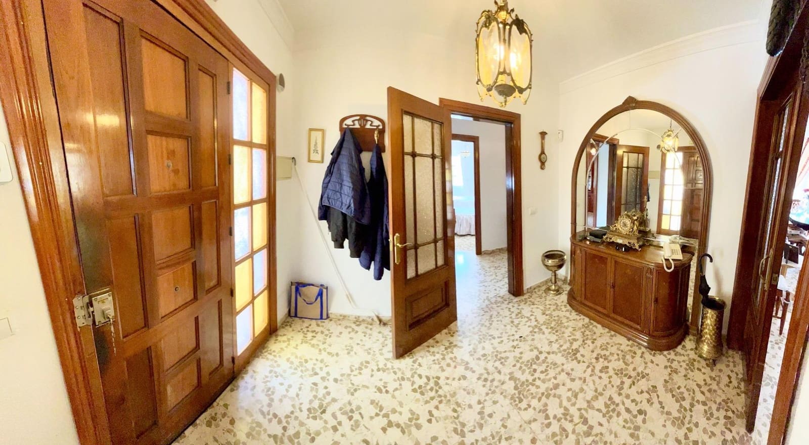 5 soverom Villa til salgs i Benalmadena med svømmebasseng garasje - € 649 000 (Ref: 9435107)