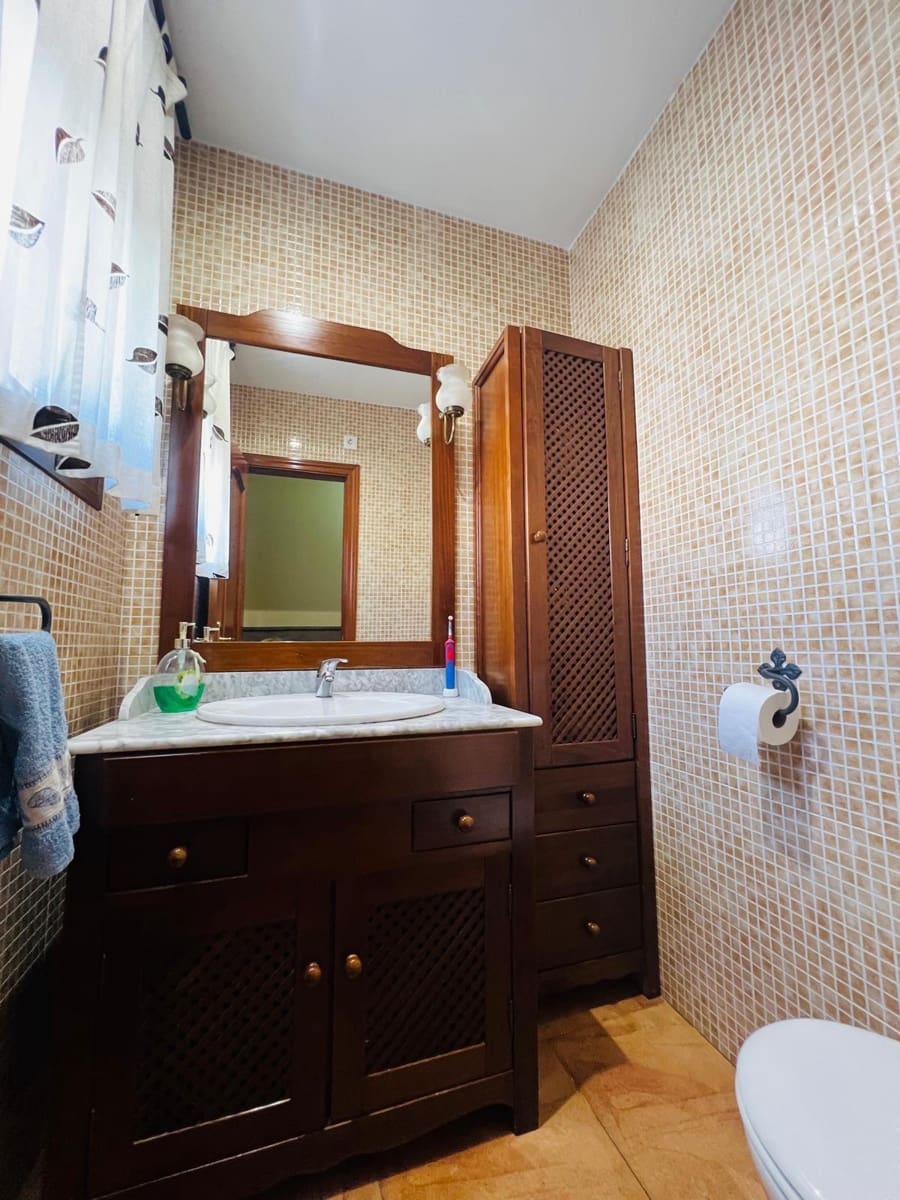 4 soveværelse Rækkehus til salg i Benalmadena med garage - € 410.000 (Ref: 9435109)