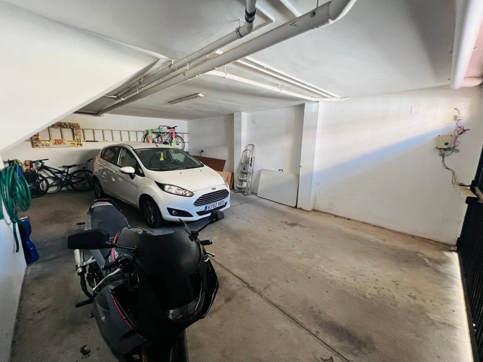 4 soveværelse Rækkehus til salg i Benalmadena med garage - € 410.000 (Ref: 9435109)