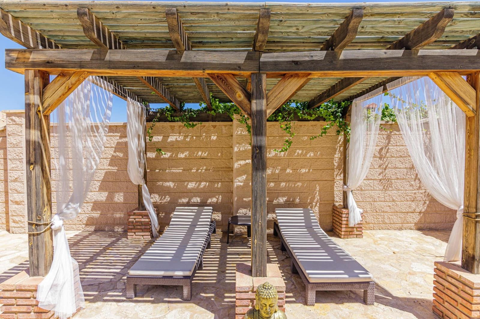 10 bedroom Villa for sale in Alhaurin de la Torre with pool - € 1,995,000 (Ref: 9435110)