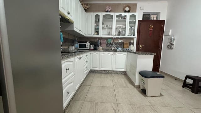 Apartamento de 2 habitaciones en Torremolinos en venta - 375.000 € (Ref: 9435111)