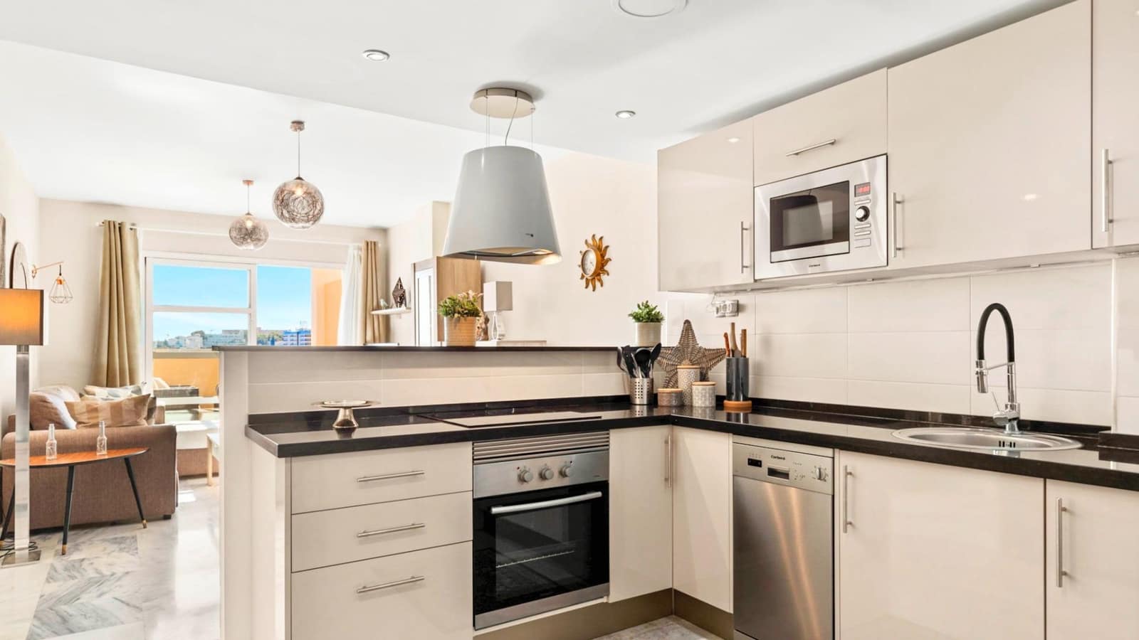 2 makuuhuone Kattohuoneisto myytävänä paikassa Torremolinos mukana uima-altaan 
autotalli - 410 000 € (Ref: 9435112)