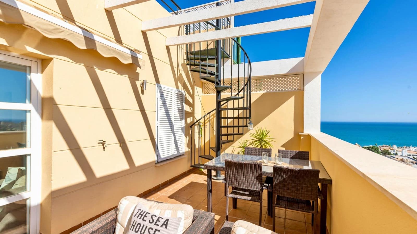 2 makuuhuone Kattohuoneisto myytävänä paikassa Torremolinos mukana uima-altaan 
autotalli - 410 000 € (Ref: 9435112)