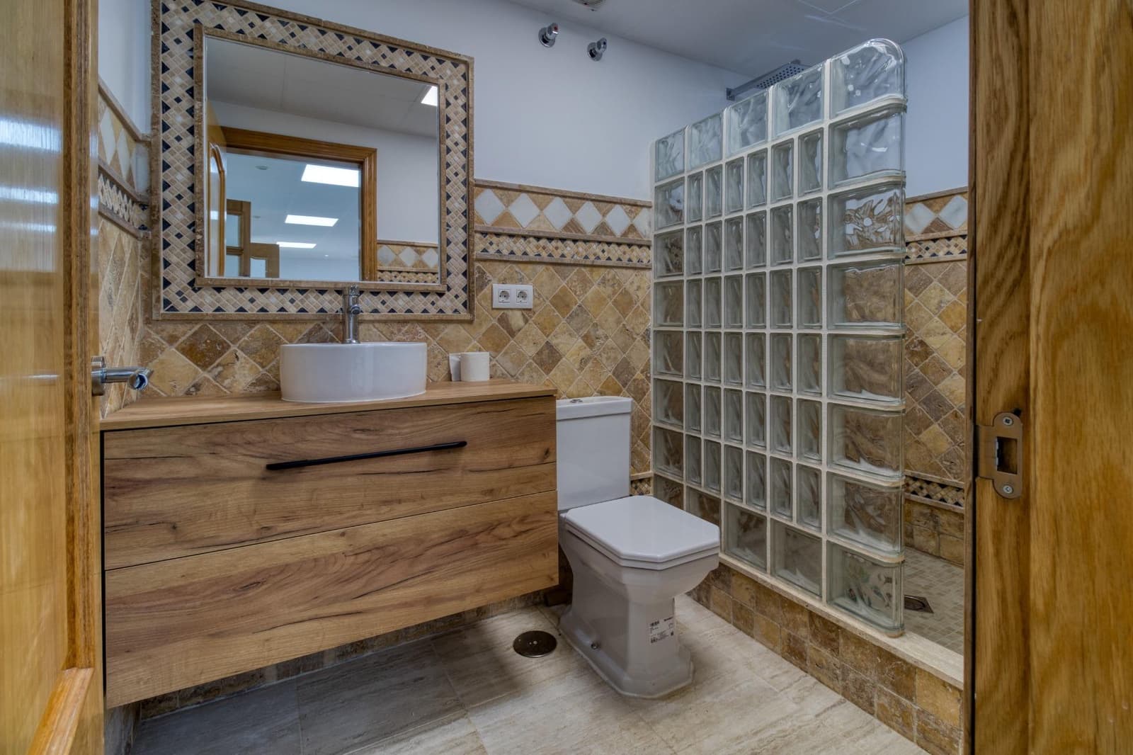 5 sypialnia Willa na sprzedaż w Mijas z basenem garażem - 1 900 000 € (Ref: 9435113)