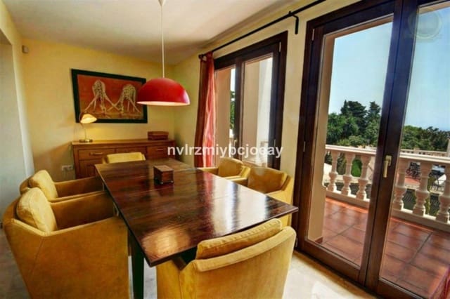 10 sovrum Radhus till salu i Benalmádena med garage - 3 000 000 € (Ref: 9435114)