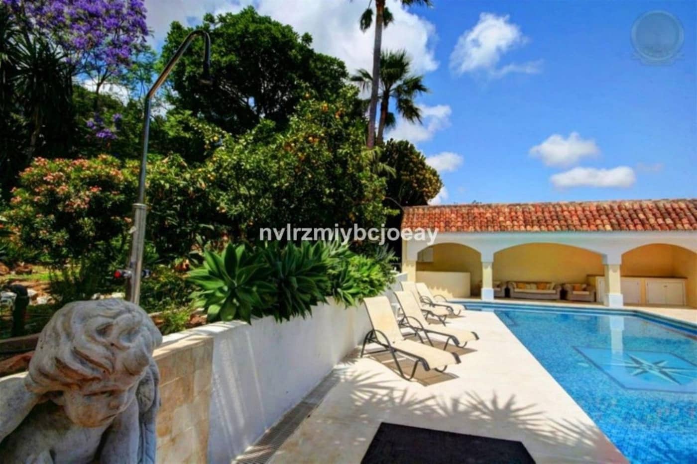 10 sovrum Radhus till salu i Benalmadena med garage - 3 000 000 € (Ref: 9435114)