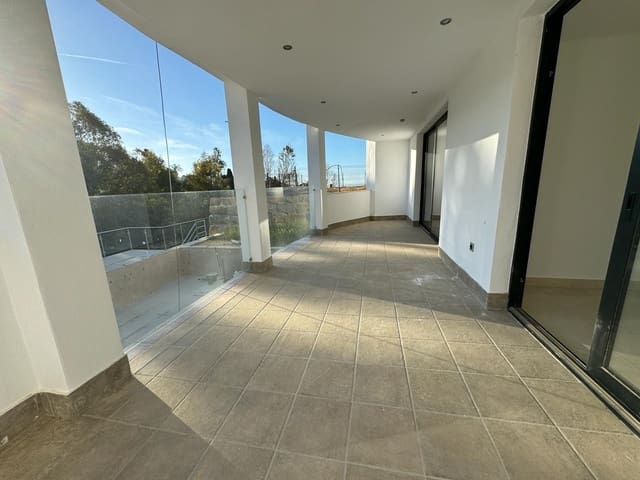 4 sypialnia Willa na sprzedaż w Benalmadena Costa, Benalmádena z basenem garażem - 1 550 000 € (Ref: 9435117)