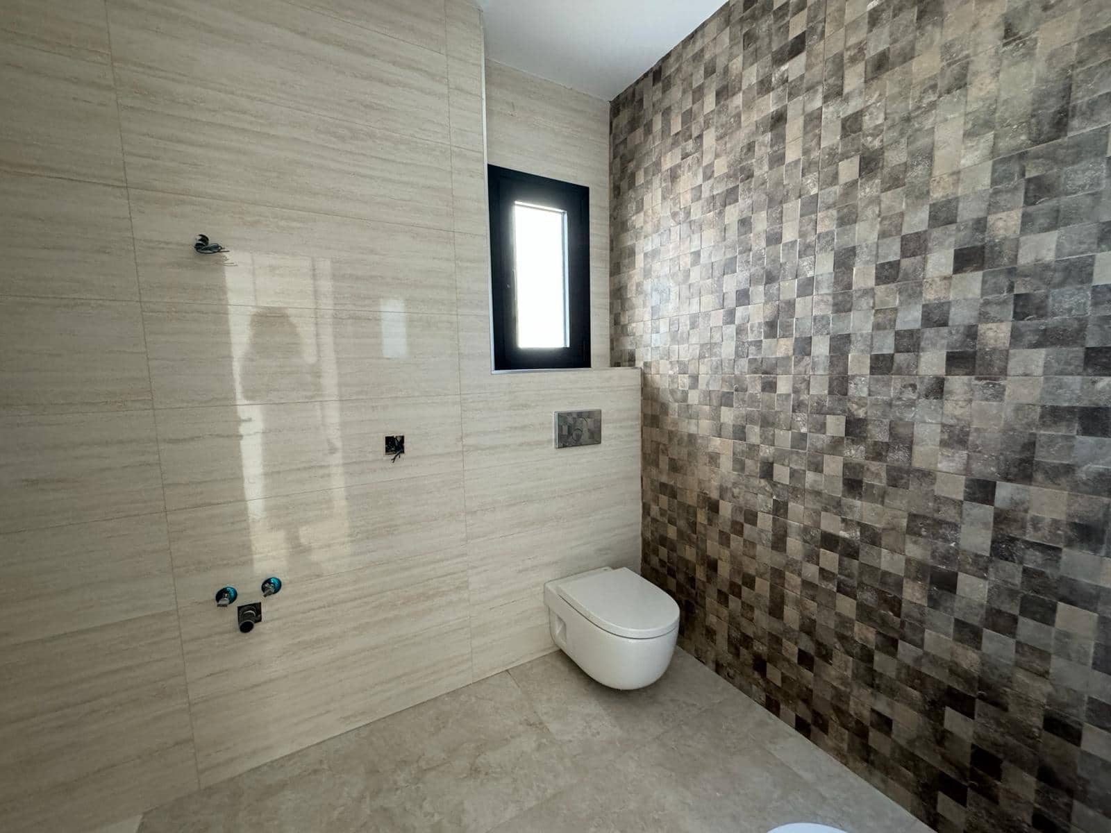 4 bedroom Villa for sale in Benalmadena Costa with pool garage - € 1,550,000 (Ref: 9435117)