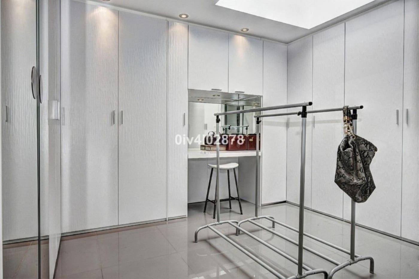 Adosado de 3 habitaciones en Benalmádena en venta con piscina - 1.600.000 € (Ref: 9435119)