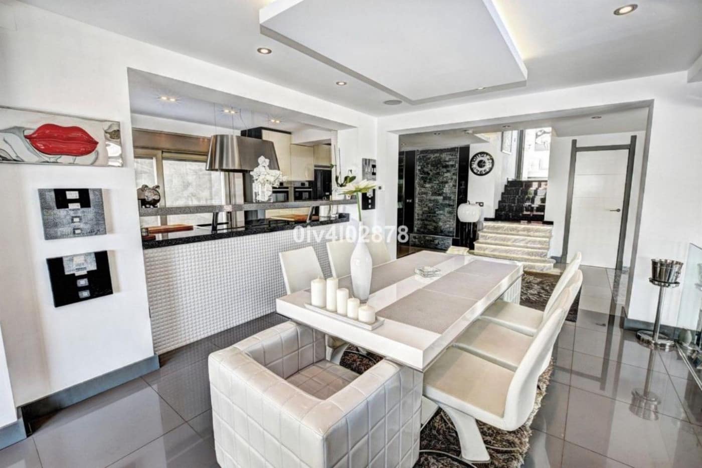 Adosado de 3 habitaciones en Benalmádena en venta con piscina - 1.600.000 € (Ref: 9435119)