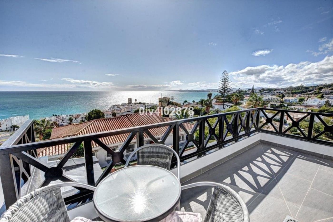 Adosado de 3 habitaciones en Benalmádena en venta con piscina - 1.600.000 € (Ref: 9435119)