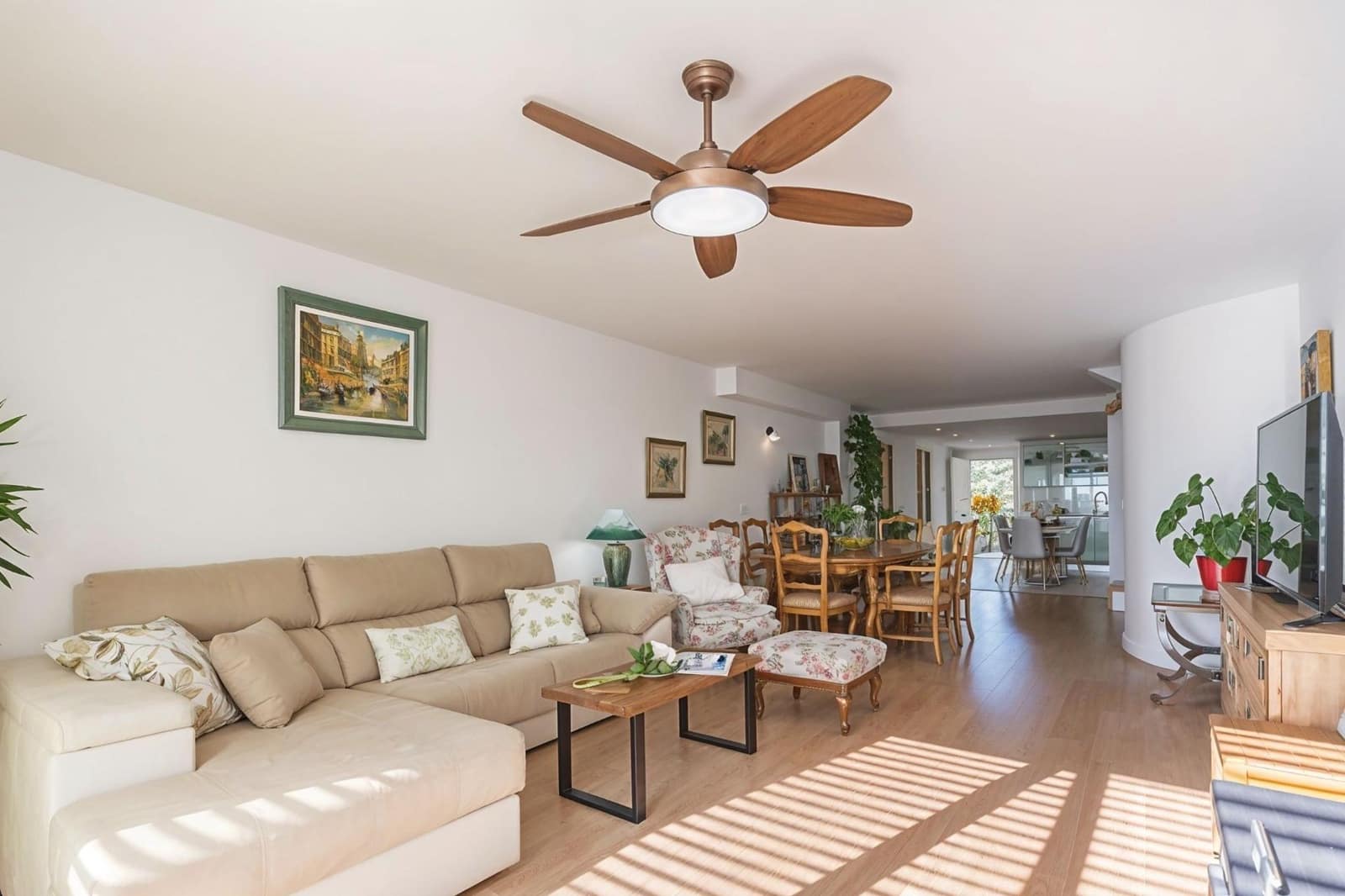 4 soveværelse Rækkehus til salg i Benalmadena Costa med swimmingpool garage - € 575.000 (Ref: 9548268)