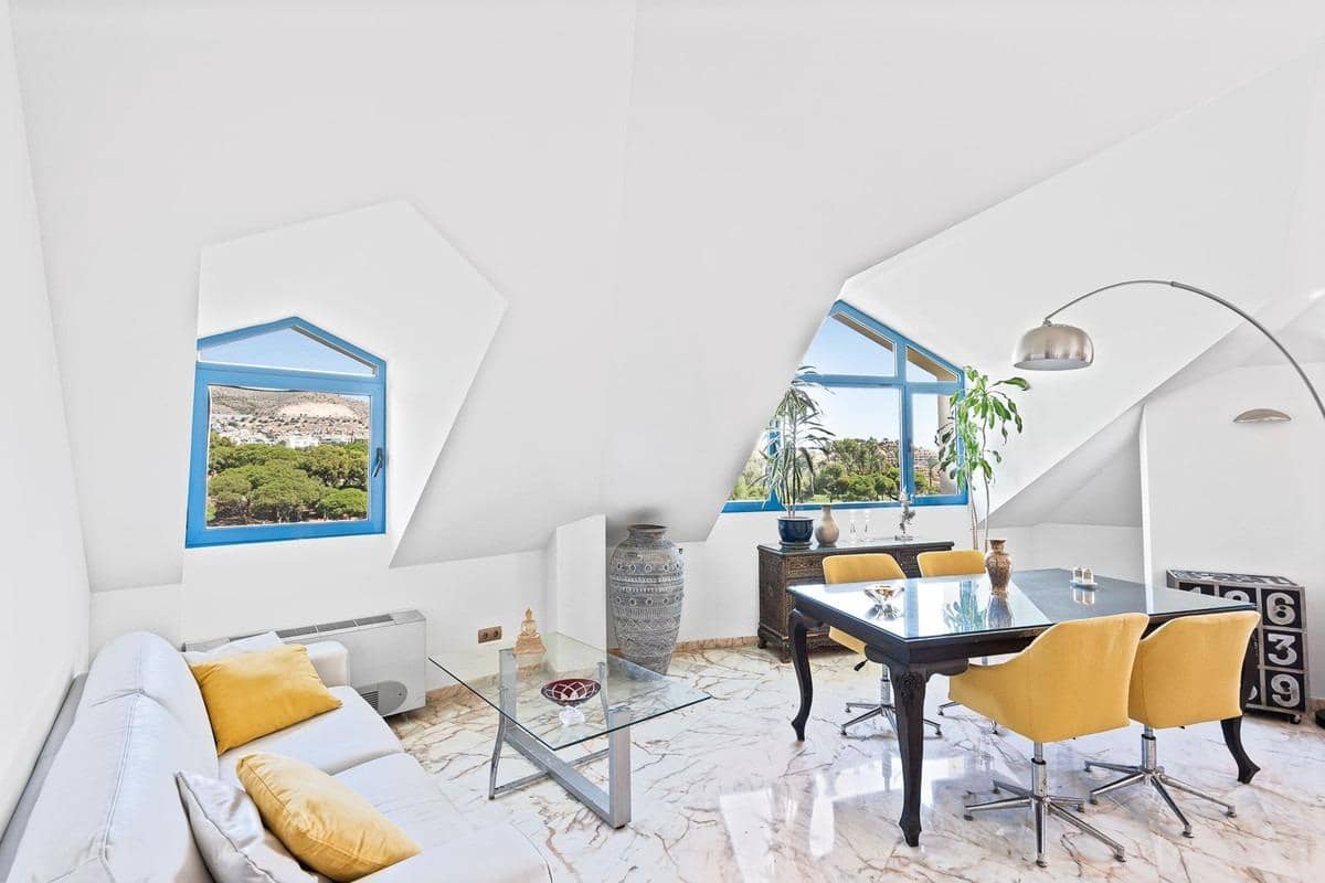 5 soverom Penthouse til salgs i Torrequebrada med svømmebasseng - € 1 085 000 (Ref: 9571215)