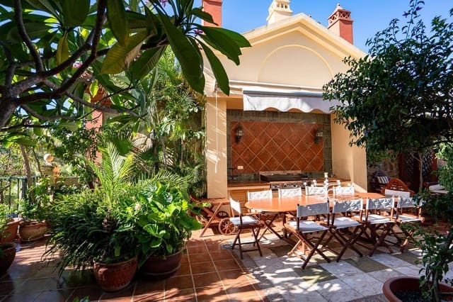 5 sovrum Takvåning till salu i Nueva Torrequebrada, Benalmádena med pool - 1 085 000 € (Ref: 9571215)