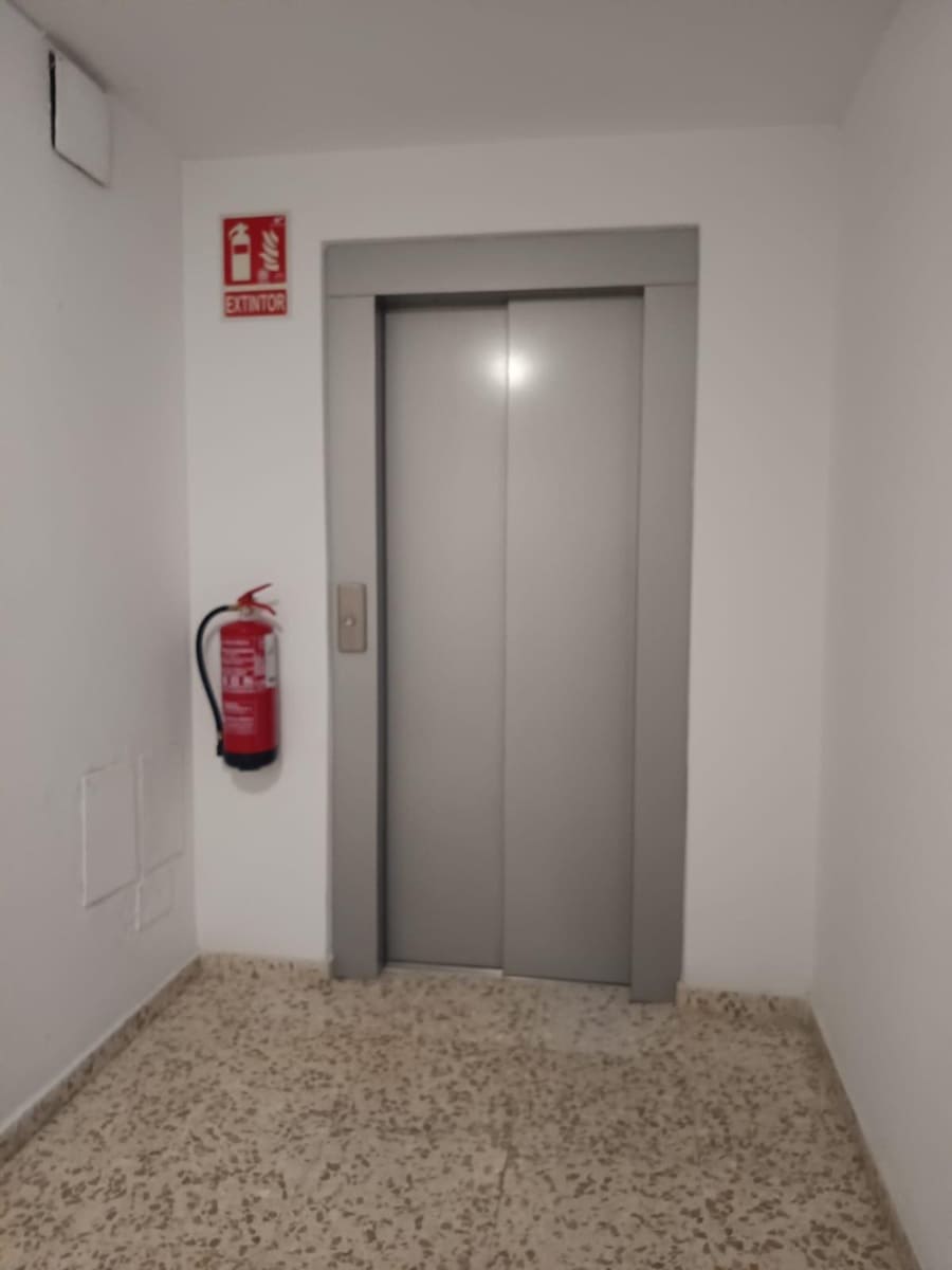 4 soveværelse Lejlighed til salg i Fuengirola - € 334.000 (Ref: 9571216)