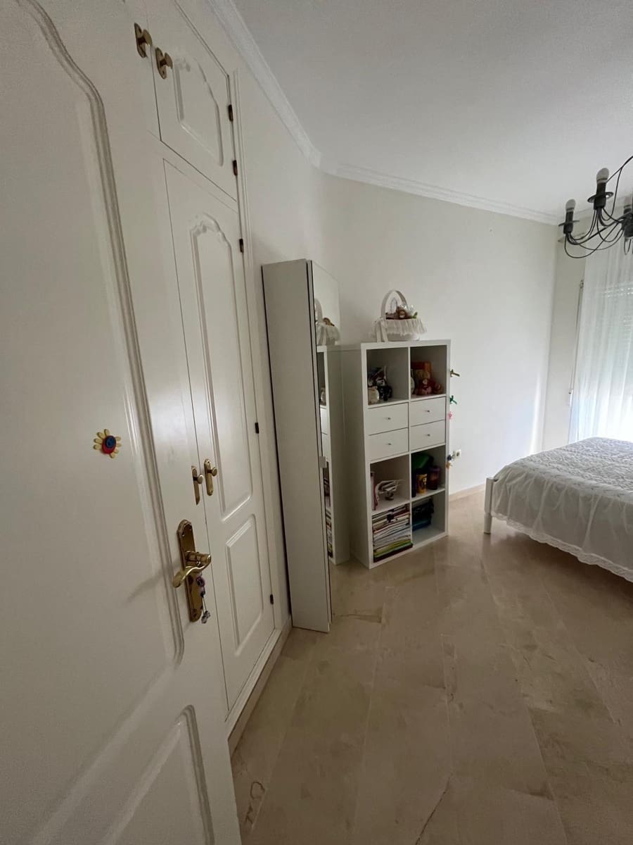 4 Zimmer Reihenhaus zu verkaufen in Benalmadena mit Pool Garage - 639.000 € (Ref: 9608111)