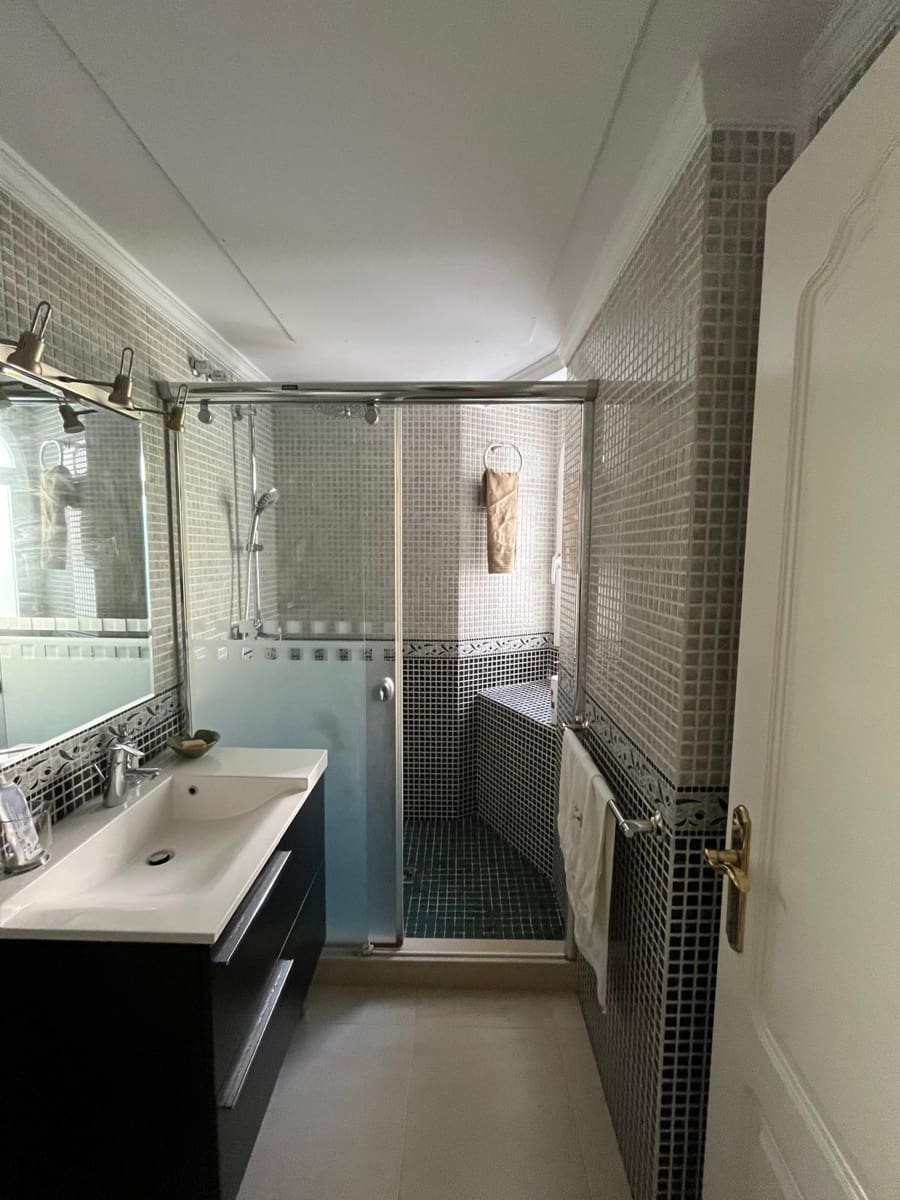 4 Zimmer Reihenhaus zu verkaufen in Benalmadena mit Pool Garage - 639.000 € (Ref: 9608111)