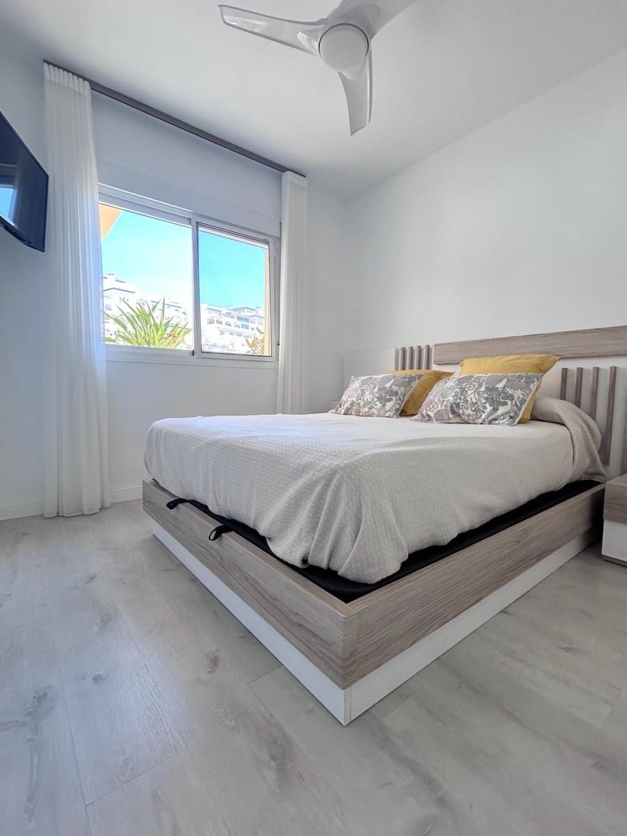 3 sovrum Takvåning till salu i Torrequebrada - 540 000 € (Ref: 9630020)