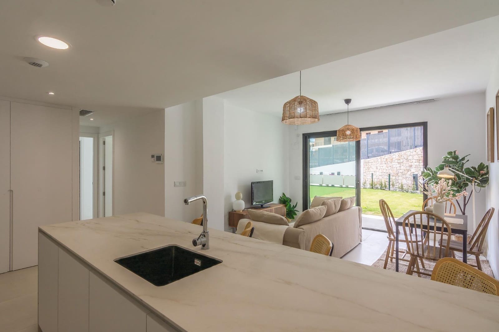 2 slaapkamer Flat te koop in Fuengirola met zwembad garage - € 469.000 (Ref: 9652049)