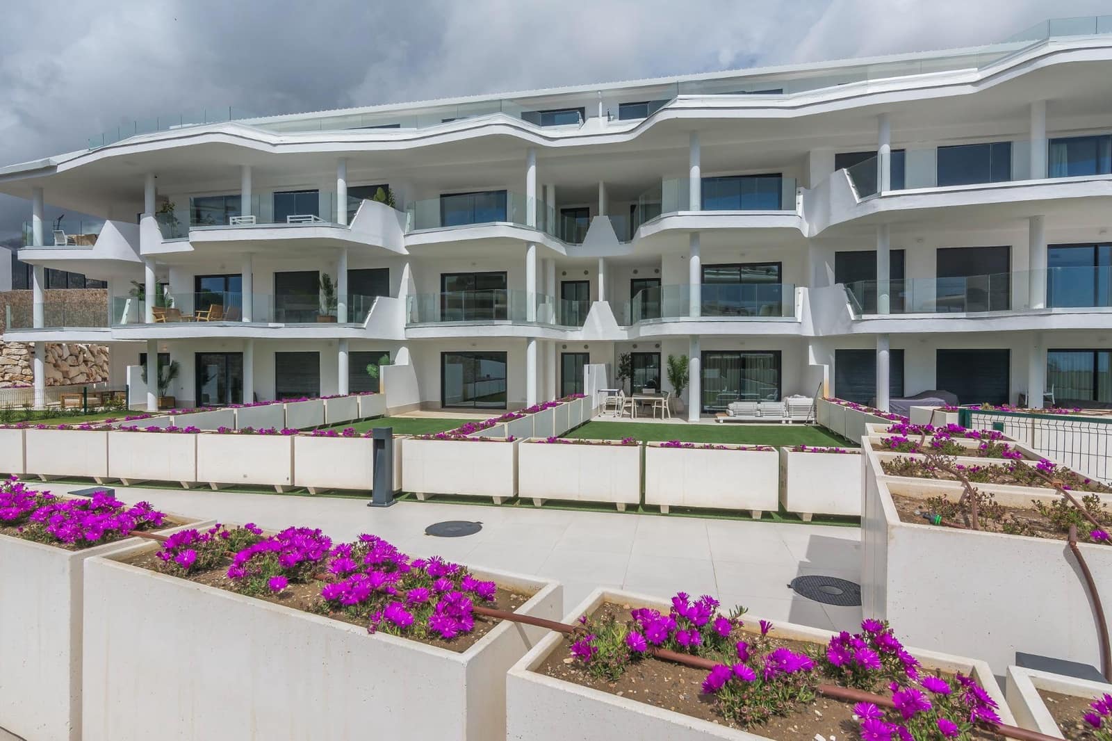 2 slaapkamer Flat te koop in Fuengirola met zwembad garage - € 469.000 (Ref: 9652049)