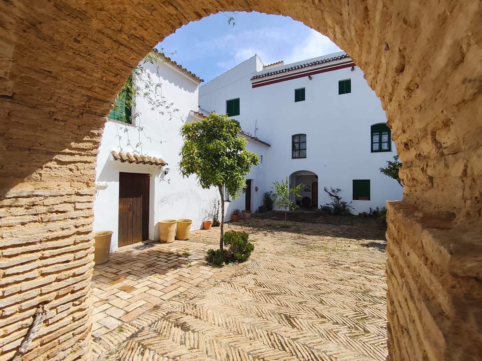 28 soverom Hotell til salgs i Vejer de la Frontera - € 2 450 000 (Ref: 5418195)