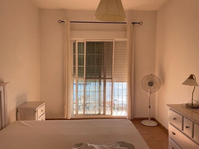 3 soveværelse Villa til salg i Algeciras med swimmingpool garage - € 449.000 (Ref: 7412207)