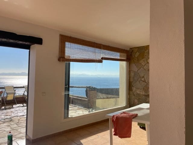 3 soveværelse Villa til salg i Algeciras med swimmingpool garage - € 449.000 (Ref: 7412207)