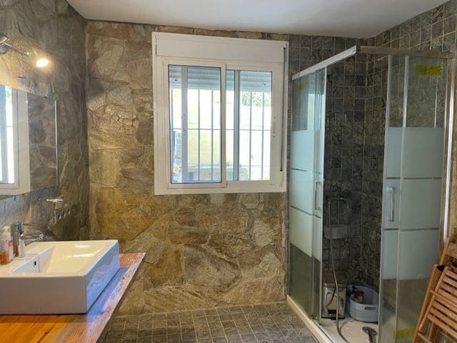 3 soveværelse Villa til salg i Algeciras med swimmingpool garage - € 449.000 (Ref: 7412207)