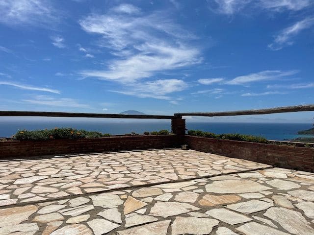 3 soveværelse Villa til salg i Algeciras med swimmingpool garage - € 449.000 (Ref: 7412207)