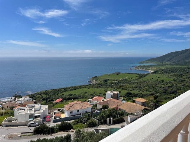 3 soveværelse Villa til salg i Algeciras med swimmingpool garage - € 449.000 (Ref: 7412207)