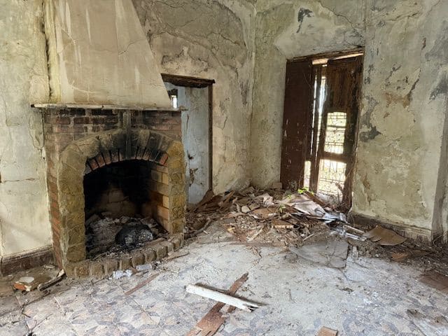 5 chambre Finca/Maison de Campagne à vendre à Algeciras avec garage - 420 000 € (Ref: 8910829)