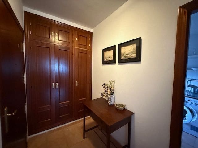Piso de 2 habitaciones en Facinas en venta con garaje - 198.000 € (Ref: 9673821)