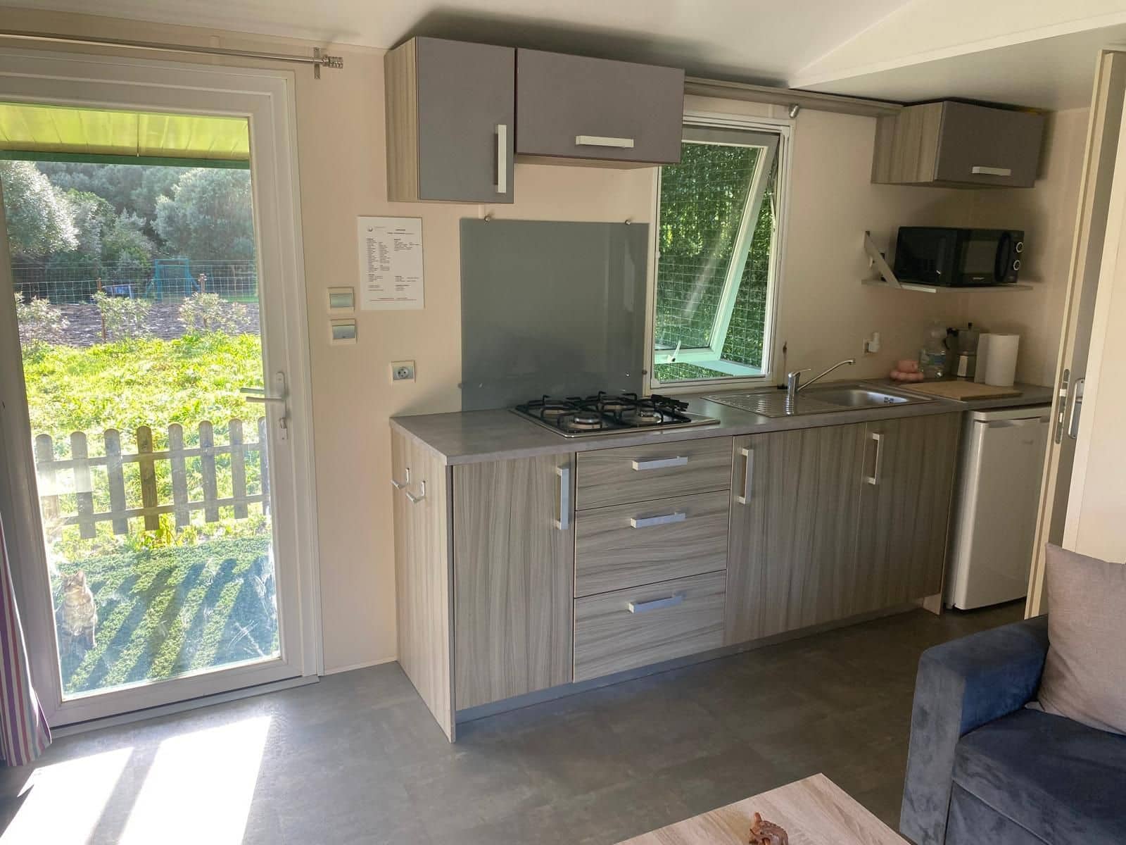 2 bedroom Finca/Country House for sale in Tarifa with garage - € 160,000 (Ref: 9711085)