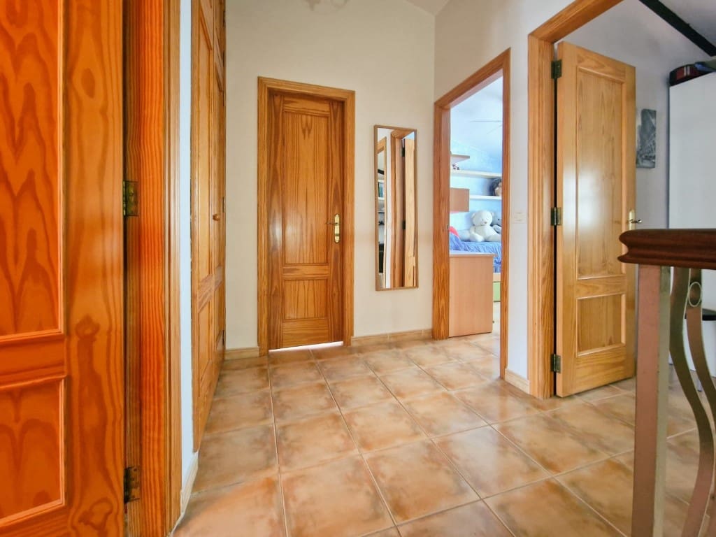 4 soveværelse Byhus til salg i Piedra Hincada - € 395.000 (Ref: 9255817)