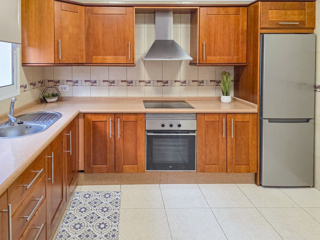 3 chambre Maison de Ville à vendre à El Roque - 385 000 € (Ref: 9301915)