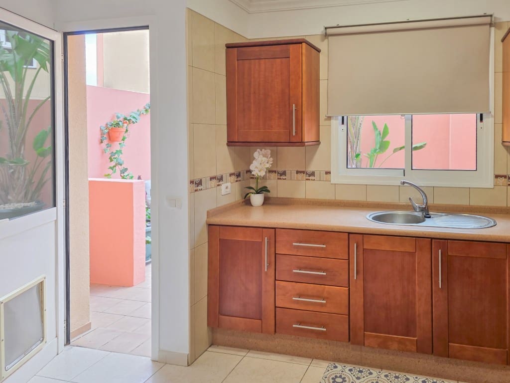 3 chambre Maison de Ville à vendre à El Roque - 385 000 € (Ref: 9301915)