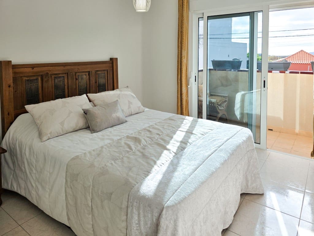 3 chambre Maison de Ville à vendre à El Roque - 385 000 € (Ref: 9301915)