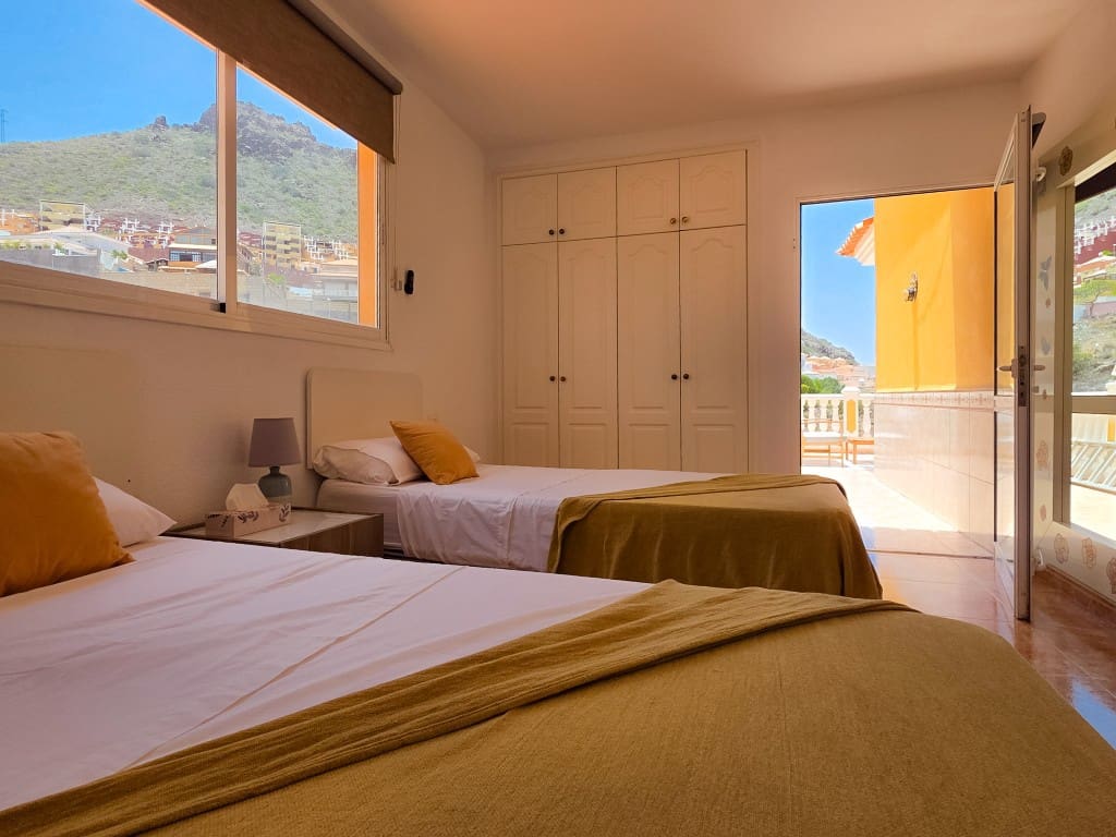 3 slaapkamer Villa te koop in Roque del Conde - € 895.000 (Ref: 9301916)