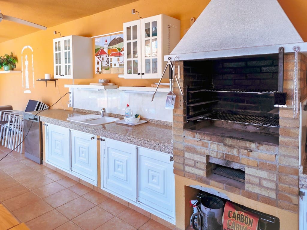 3 slaapkamer Villa te koop in Roque del Conde - € 895.000 (Ref: 9301916)