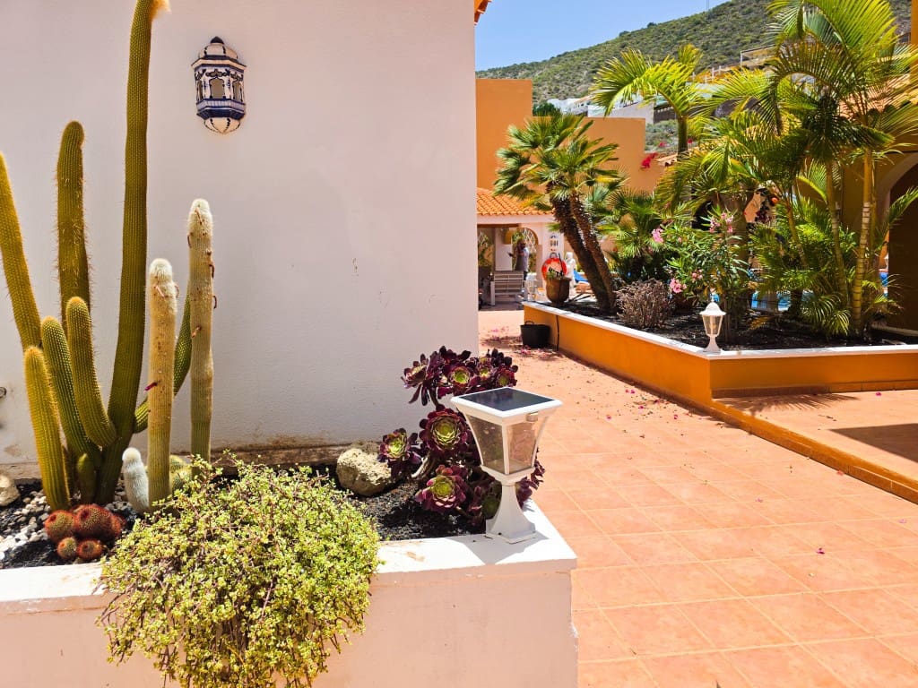 3 slaapkamer Villa te koop in Roque del Conde - € 895.000 (Ref: 9301916)